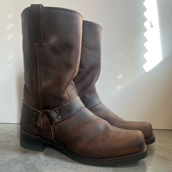 Frye Harness 12R Men’s Moto Boot in Gaucho - Picture 9 of 10